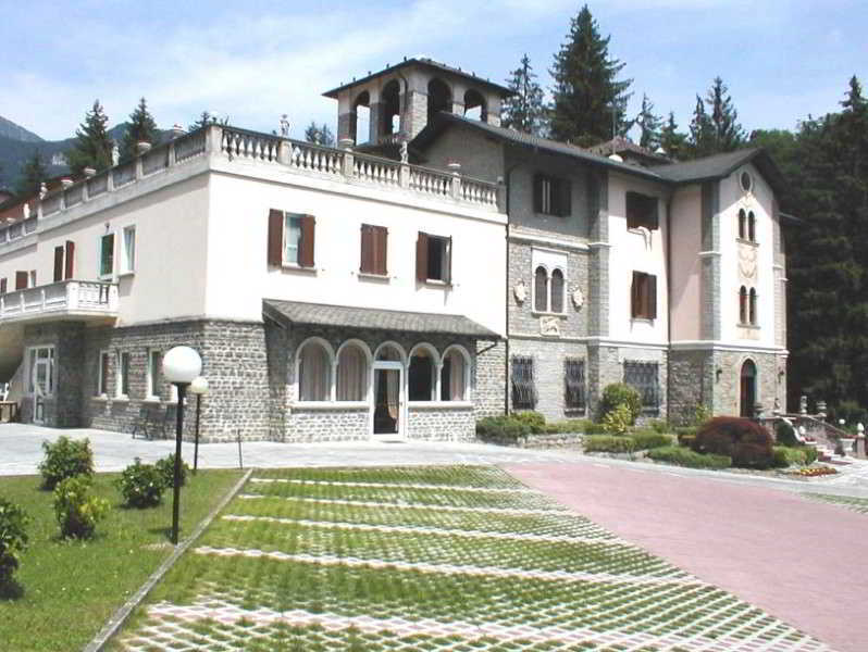 Hotel Villa Delle Ortensie Sant'Omobono Terme Экстерьер фото
