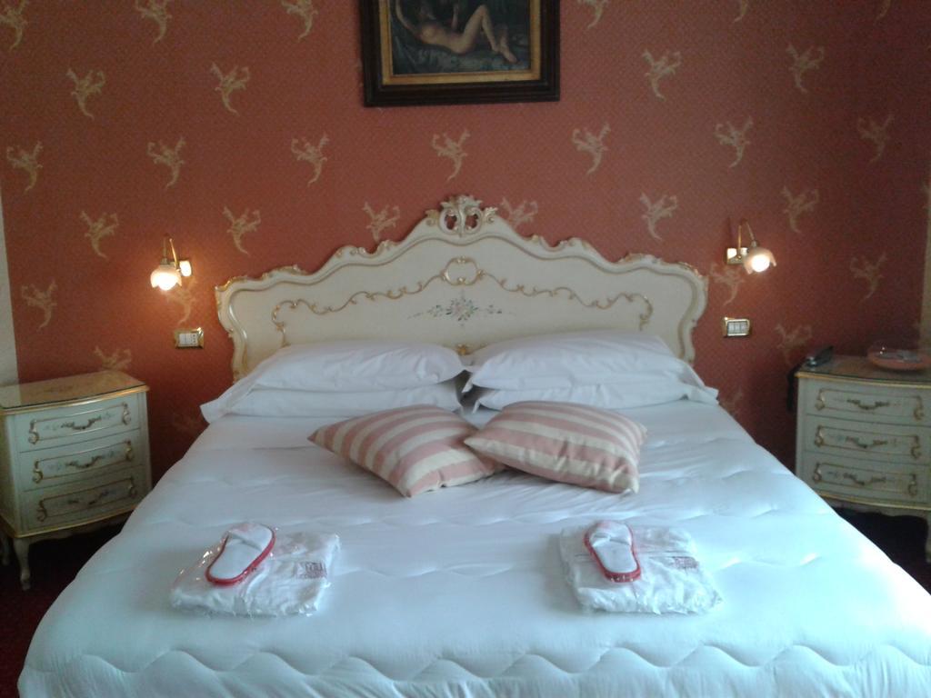 Hotel Villa Delle Ortensie Sant'Omobono Terme Экстерьер фото