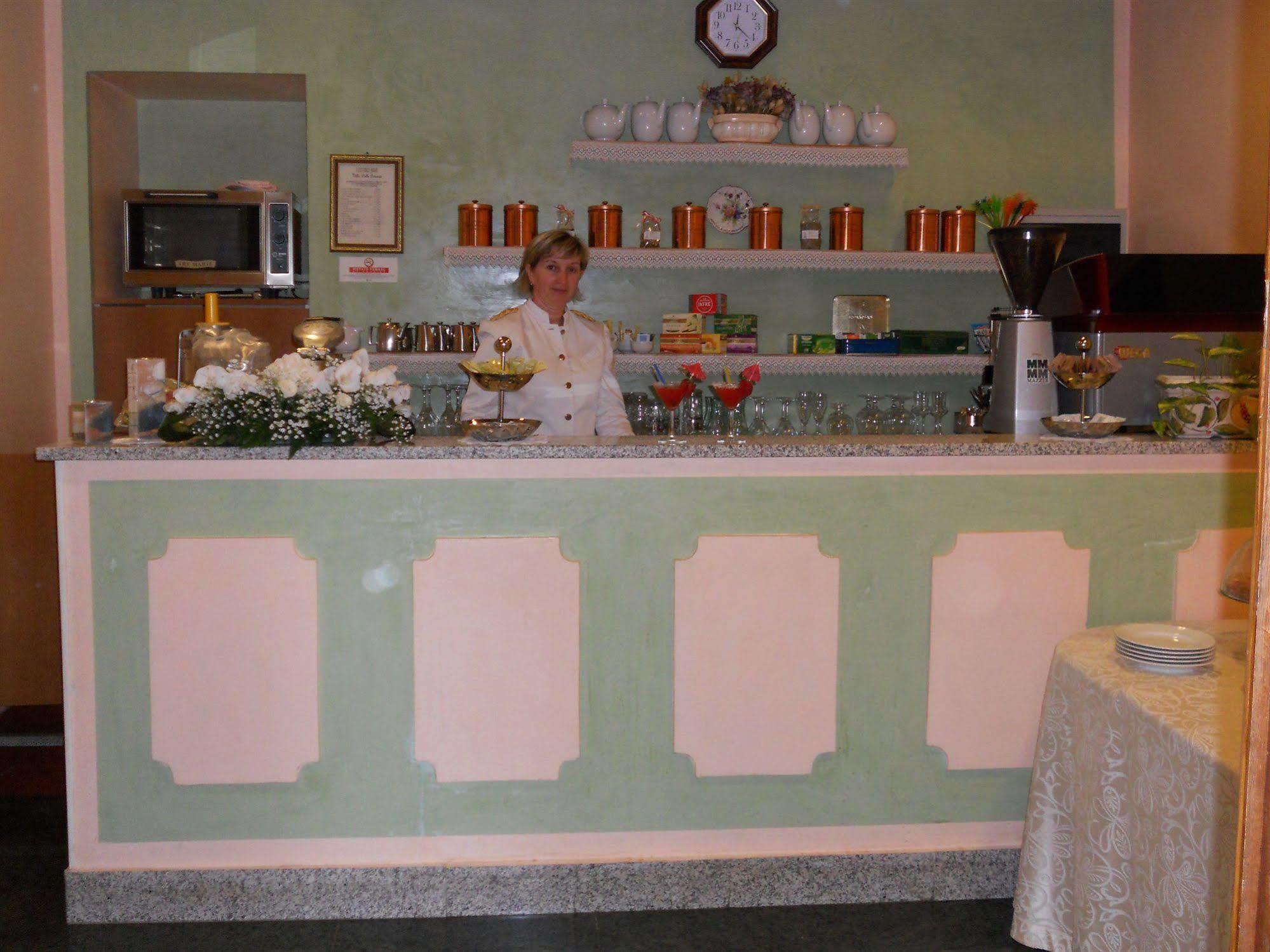 Hotel Villa Delle Ortensie Sant'Omobono Terme Экстерьер фото
